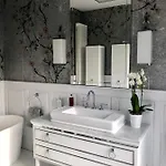 Luxus 5 Zi-wohnung + Balkon In Top-lage Ffm+klima Apartamento *