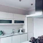 Luxus 5 Zi-wohnung + Balkon In Top-lage Ffm+klima Apartamento