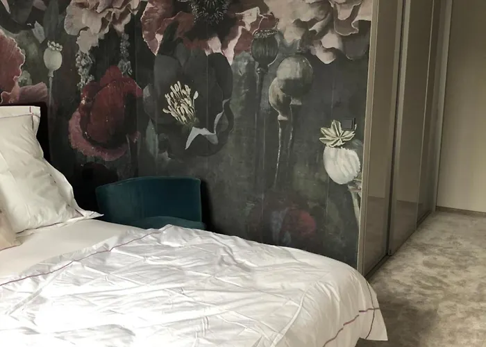 Apartament Luxus 5 Zi-wohnung + Balkon In Top-lage Ffm+klima *