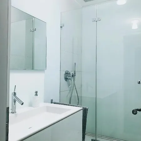 Luxus 5 Zi-wohnung + Balkon In Top-lage Ffm+klima * Frankfurt am Main